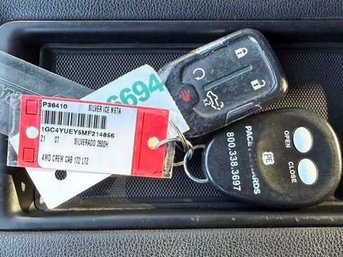 Used 2021 Chevrolet Silverado 3500 LTZ w/ LTZ Premium Package image 59