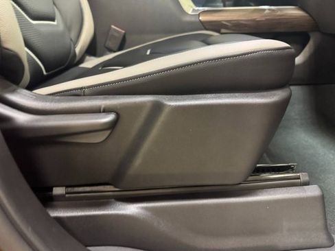 New 2026 Chevrolet Silverado 1500 RST w/ Dark Appearance Package image 26