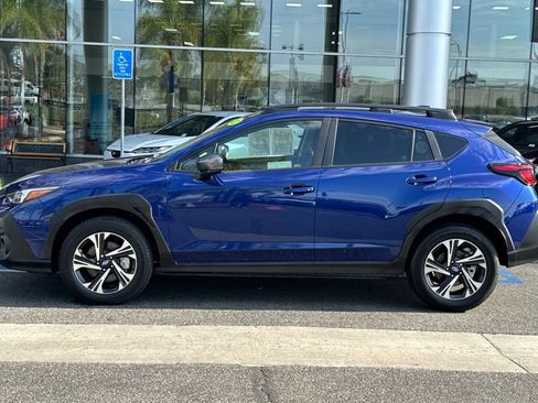 Used 2025 Subaru Crosstrek 2.5i Premium AWD/4WD image 9