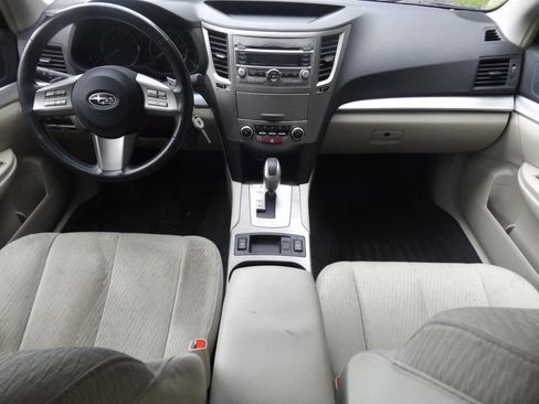 Used 2011 Subaru Legacy 2.5i Premium AWD/4WD image 15