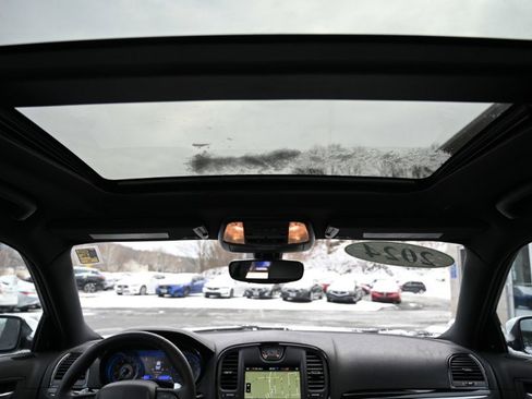 Used 2023 Chrysler 300 S image 18