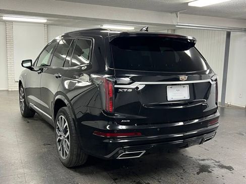 Used 2023 Cadillac XT6 Sport w/ Platinum Package AWD/4WD image 3