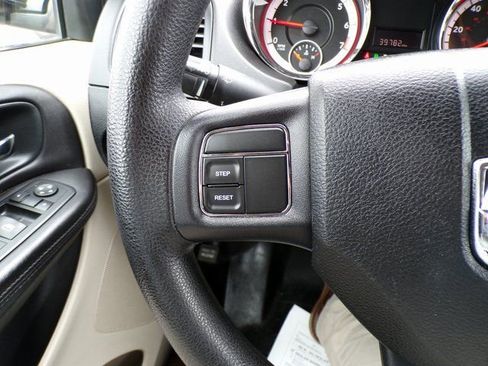 Used 2012 RAM C/V image 14