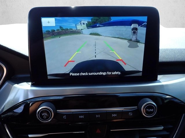 Used 2022 Ford Escape Titanium w/ Class II Trailer Tow Package AWD/4WD image 26