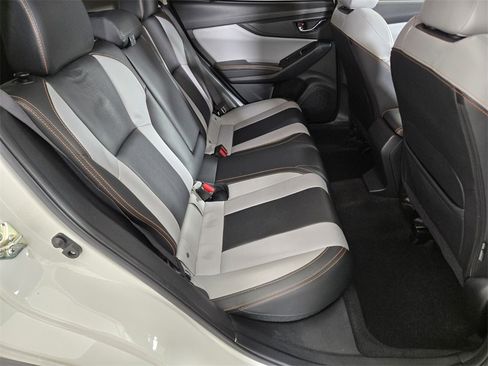 Used 2019 Subaru Crosstrek 2.0i Limited w/ Moonroof Package w/Navigation image 19