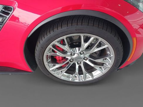 Used 2015 Chevrolet Corvette Z06 w/ 2LZ Preferred Equipment Group RWD image 16