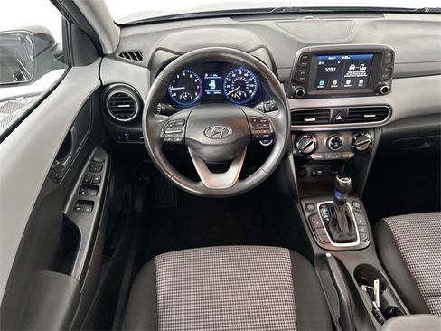Used 2021 Hyundai Kona SEL w/ Cargo Package image 10