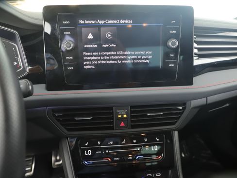 Used 2025 Volkswagen Jetta GLI Autobahn image 14