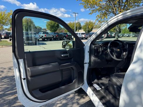 New 2026 Chevrolet Silverado 1500 W/T w/ WT Value Package image 10