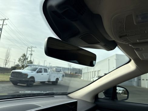 Used 2022 Lincoln Nautilus Reserve w/ Equipment Group 201A image 28