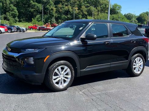 Used 2021 Chevrolet TrailBlazer LS AWD/4WD image 4