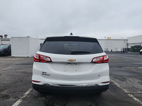 Used 2019 Chevrolet Equinox LT FWD image 4