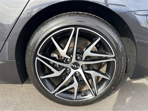 Used 2022 Kia Stinger GT-Line image 22