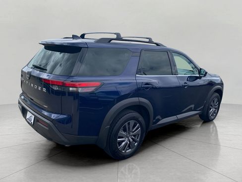 Used 2025 Nissan Pathfinder SV AWD/4WD image 7