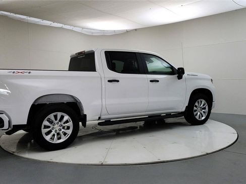 Used 2026 Chevrolet Silverado 1500 Custom AWD/4WD image 7