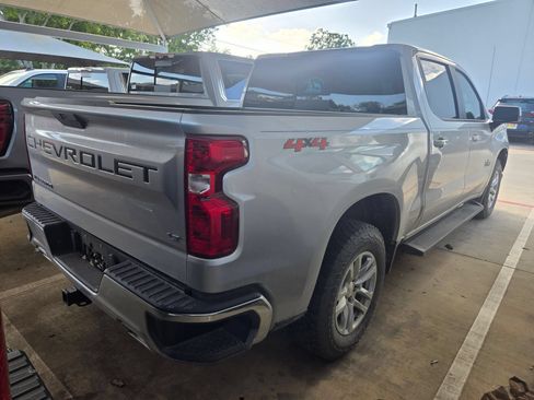 Used 2020 Chevrolet Silverado 1500 LT w/ Texas Edition AWD/4WD image 9