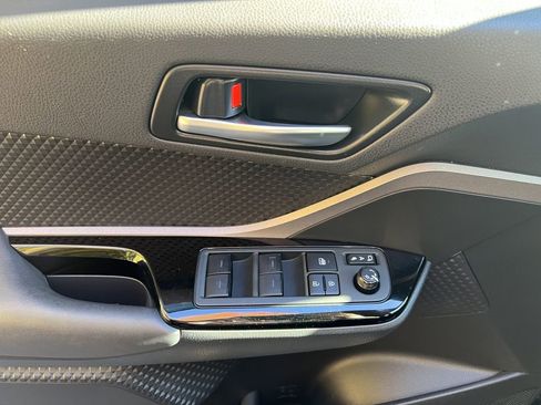Used 2022 Toyota C-HR Nightshade image 13