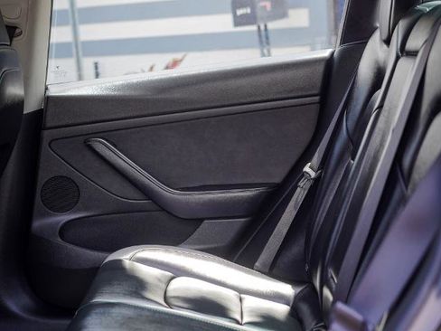 Used 2023 Tesla Model 3 Standard Range RWD image 17