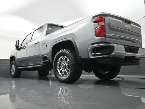 Used 2024 Chevrolet Silverado 2500 LTZ w/ LTZ Premium Package AWD/4WD image 27
