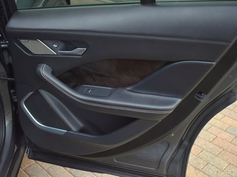 Used 2019 Jaguar I-PACE First Edition image 44