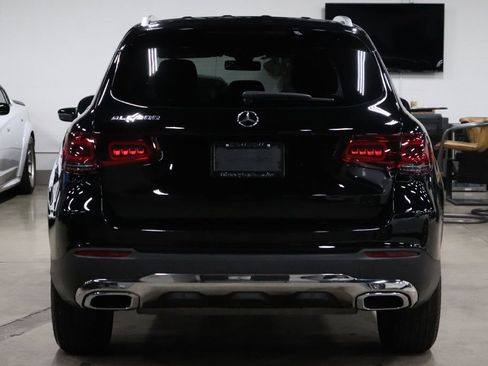 Used 2020 Mercedes-Benz GLC 300 image 4