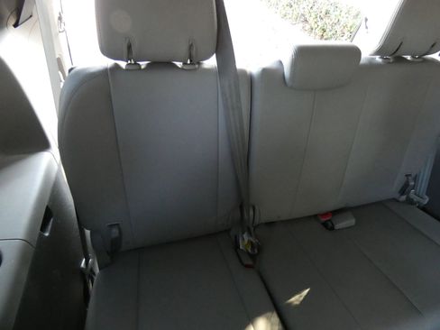 Used 2017 Toyota Sienna XLE image 41