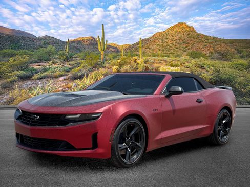 Used 2023 Chevrolet Camaro LT w/ Technology Package RWD image 8