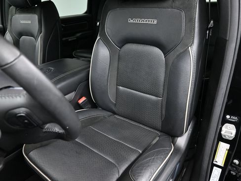 Used 2024 RAM 1500 Laramie AWD/4WD image 21