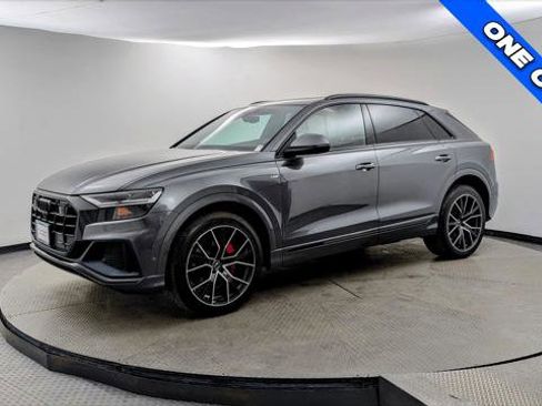 Used 2022 Audi Q8 Premium Plus w/ Premium Plus Package image 2