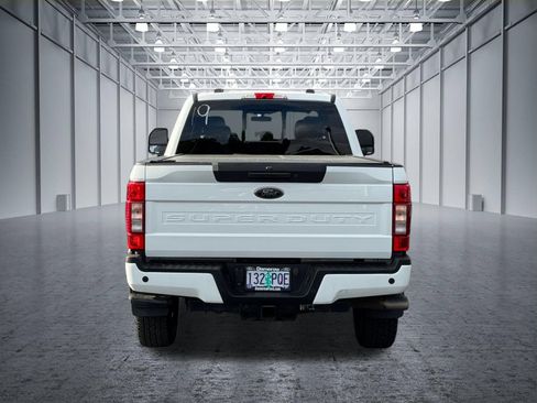 Used 2022 Ford F350 XLT w/ Black Appearance Package AWD/4WD image 11