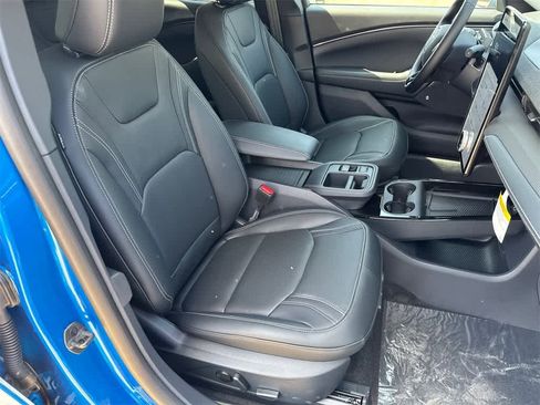 New 2025 Ford Mustang Mach-E Premium image 12