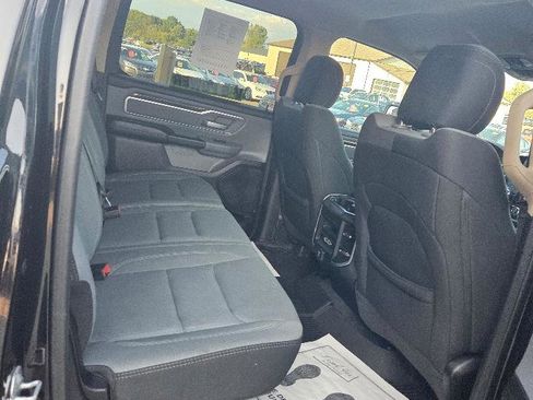 Used 2020 RAM 1500 Big Horn AWD/4WD image 13
