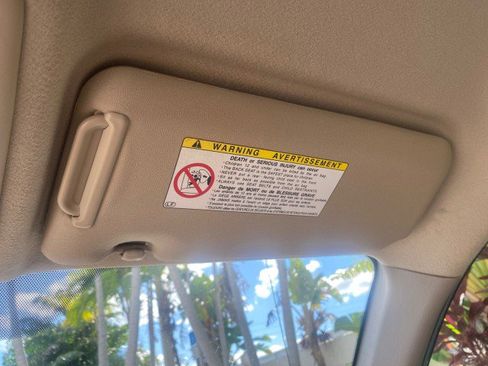 Used 2005 Toyota RAV4 2WD image 59