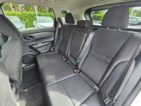 Used 2024 Nissan Rogue S AWD/4WD image 20