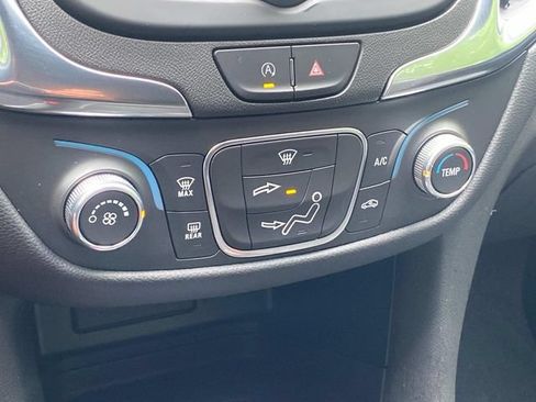 Used 2022 Chevrolet Equinox LT AWD/4WD image 26