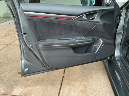 Used 2017 Honda Civic Type R image 14