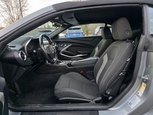 Used 2023 Chevrolet Camaro LT image 17