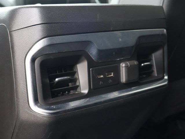 Used 2022 GMC Sierra 3500 Denali AWD/4WD image 24