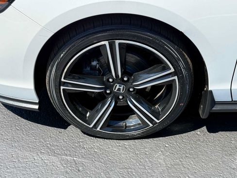 Used 2023 Honda Accord Sport image 10