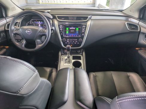 Used 2021 Nissan Murano SL w/ SL Moonroof Package image 16