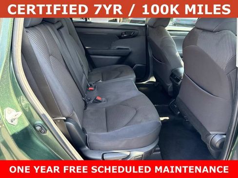 Used 2023 Toyota Highlander LE FWD image 11