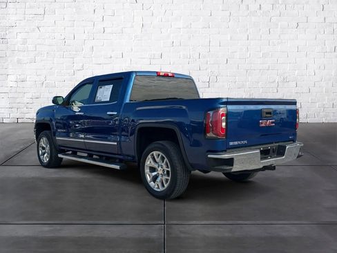 Used 2018 GMC Sierra 1500 SLT w/ SLT Premium Package image 3
