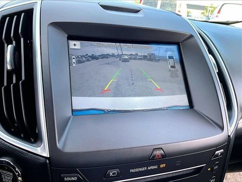 Used 2016 Ford Edge Titanium w/ Equipment Group 302A AWD/4WD image 26