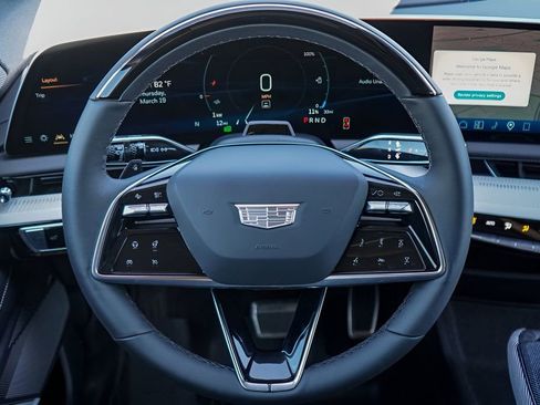 New 2026 Cadillac Optiq Luxury 2 w/ LPO, Floor Liner Package image 24