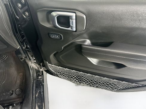 Used 2021 Jeep Wrangler Willys image 28