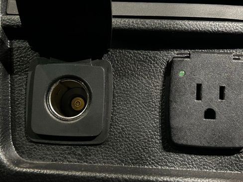 Used 2019 Ford Edge Titanium AWD/4WD image 86