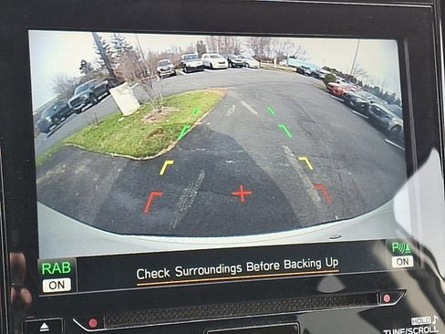 Certified 2022 Subaru Ascent Limited w/ Technology Package image 20