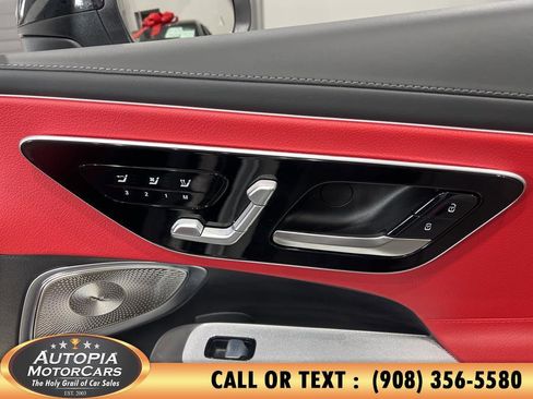Used 2024 Mercedes-Benz CLE 450 4MATIC Cabriolet image 15
