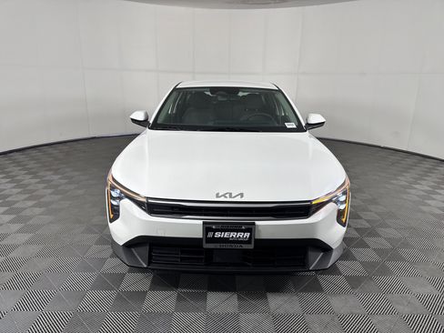 Used 2025 Kia K4 FWD image 9