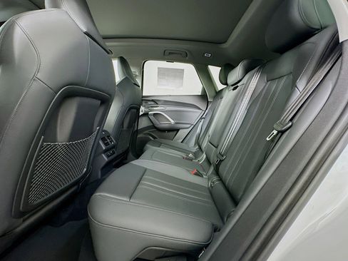 New 2025 Audi Q5 Premium Plus image 9